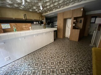 Plus de détails pour Local commercial à louer