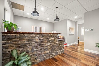 Plus de détails pour 4455 Morris Park Dr, Mint Hill, NC - Local d'activités à louer