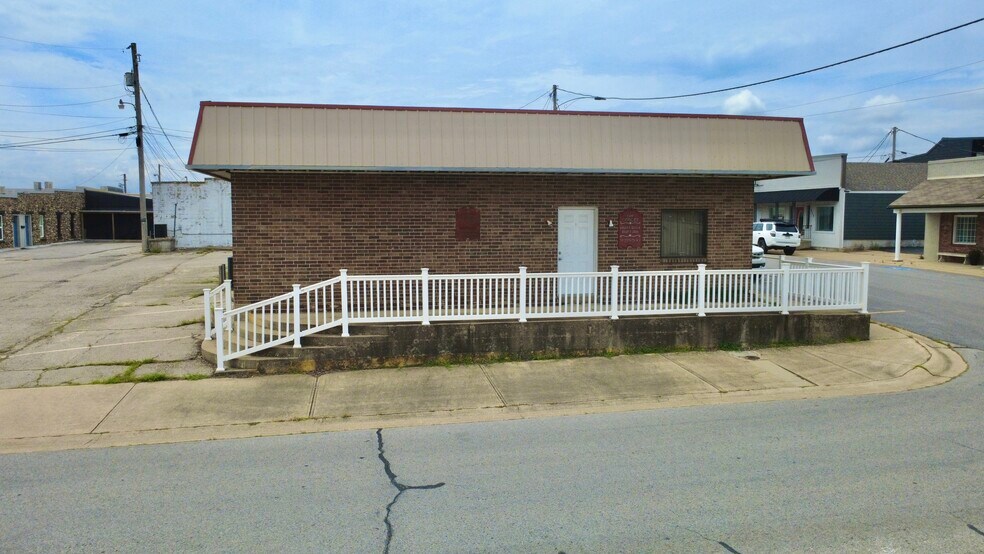 701 S Church St, Mountain Home, AR à vendre - Photo de l’immeuble – Image 2 sur 5