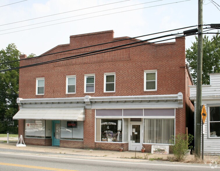 57 Colonial Trl E, Surry, VA à vendre - Photo de l’immeuble – Image 2 sur 3