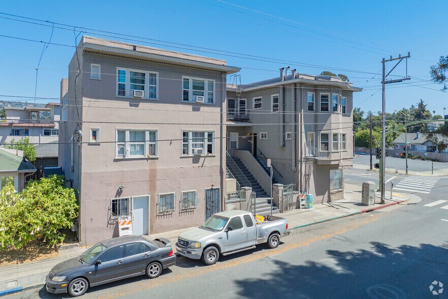 2601-2605 High St, Oakland, CA à vendre - Photo de l’immeuble – Image 2 sur 24