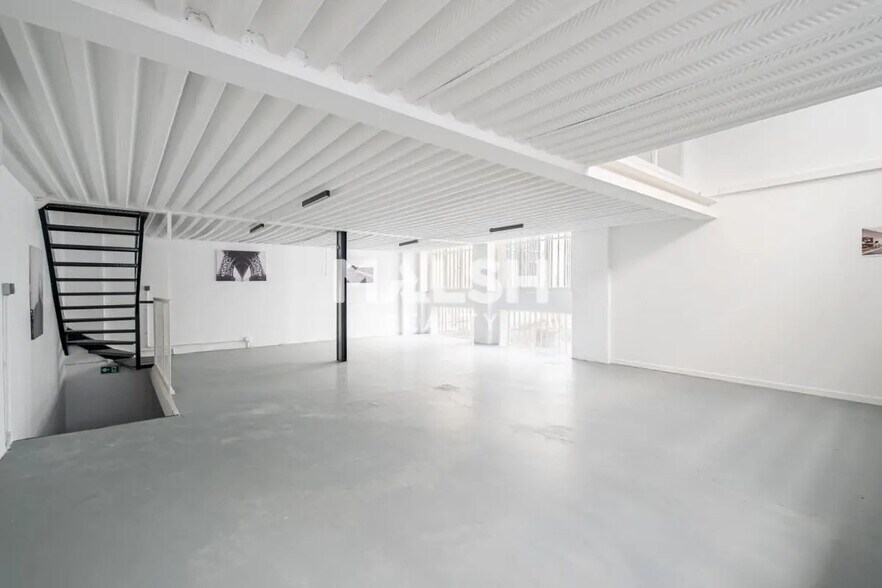 Bureau dans Lyon à vendre - Photo de l’immeuble – Image 3 sur 10