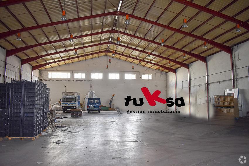 Industriel/Logistique dans Ávila, Ávila à louer - Photo de l’immeuble – Image 3 sur 18