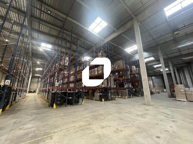 9 Boulevard De L'Europe, Combs-la-Ville à louer - Photo de l’immeuble – Image 3 sur 10