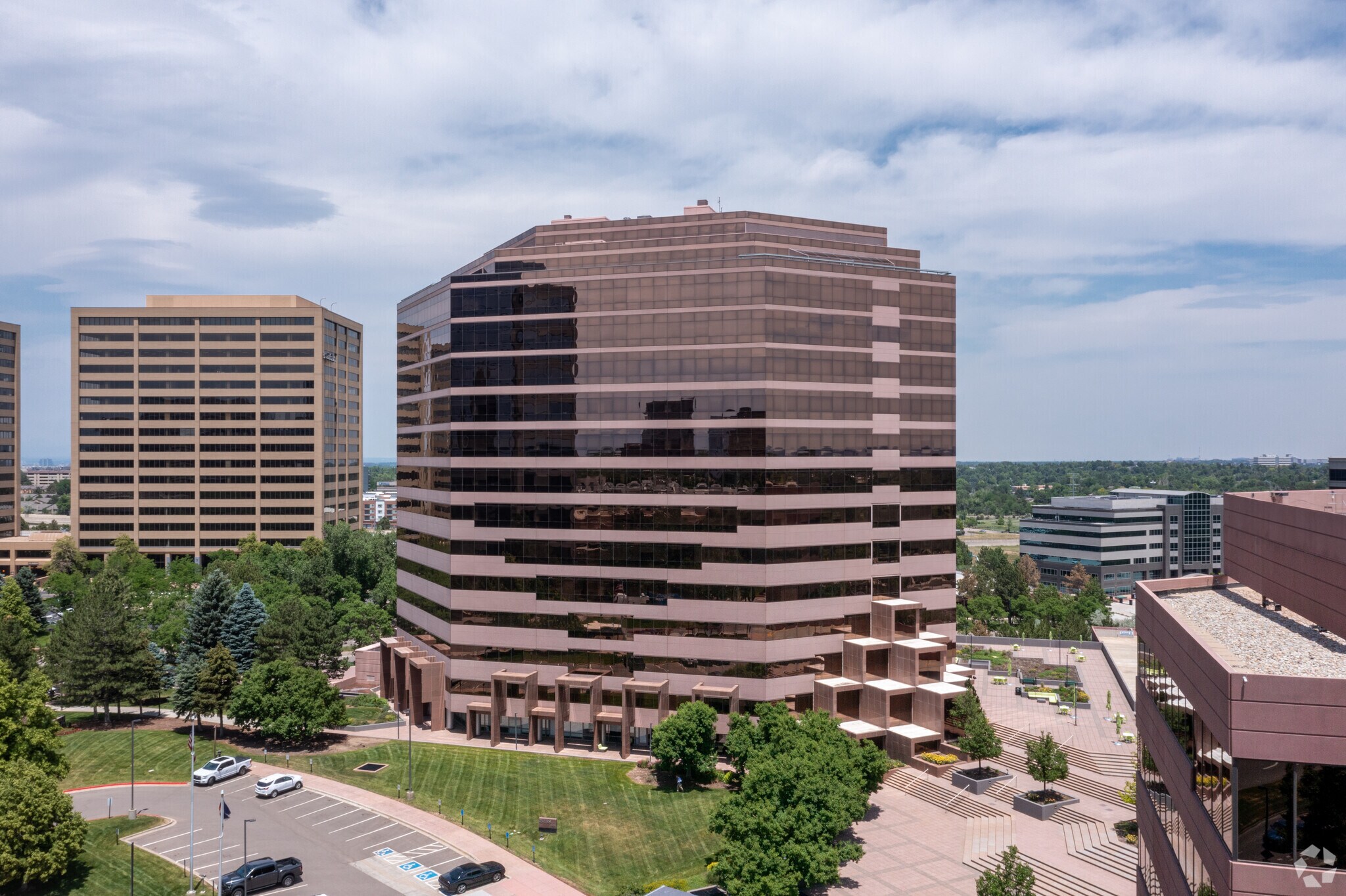 4600 S Ulster St, Denver, CO à louer Photo principale– Image 1 sur 6