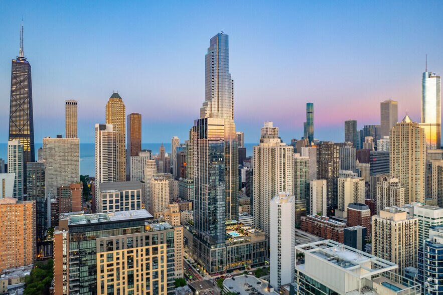 750 N State St, Chicago, IL à louer - Photo de l’immeuble – Image 3 sur 14