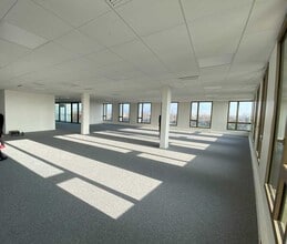 Local commercial dans Villeurbanne à louer Photo intérieure– Image 1 sur 11