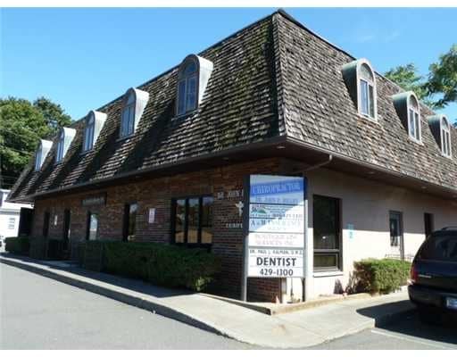 54 S Liberty Dr, Stony Point, NY à louer - Photo principale – Image 1 sur 11