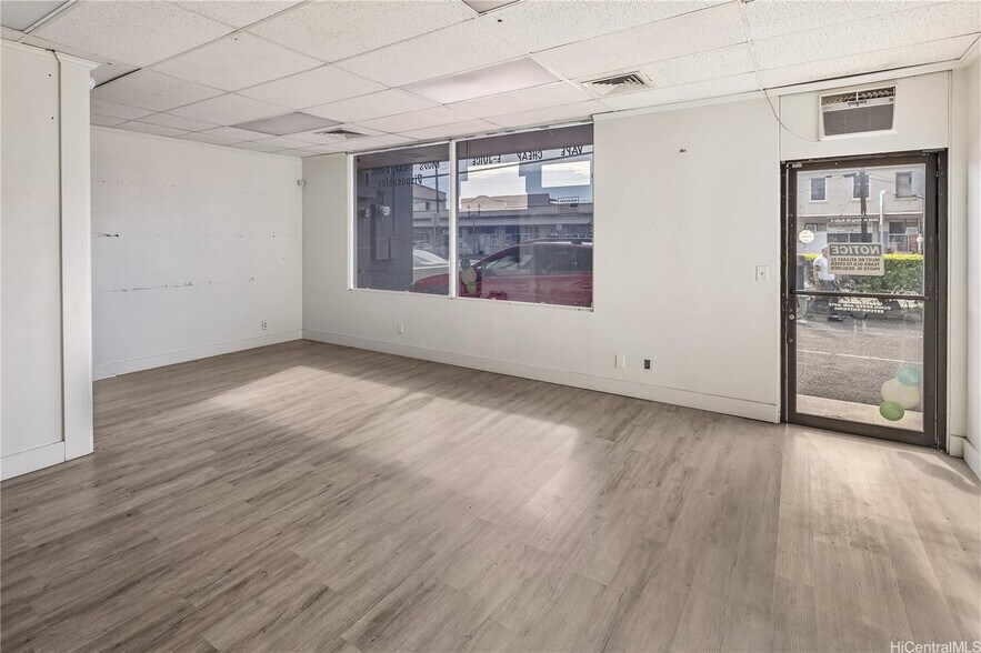 2046 N King St, Honolulu, HI à vendre - Photo de l’immeuble – Image 3 sur 12