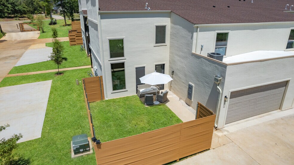 1223 Centennial Pky, Tyler, TX à vendre - Photo de l’immeuble – Image 2 sur 39