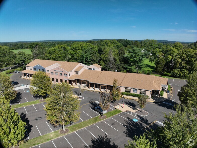 842 Durham Rd, Newtown, PA à louer – Image 2 sur 19