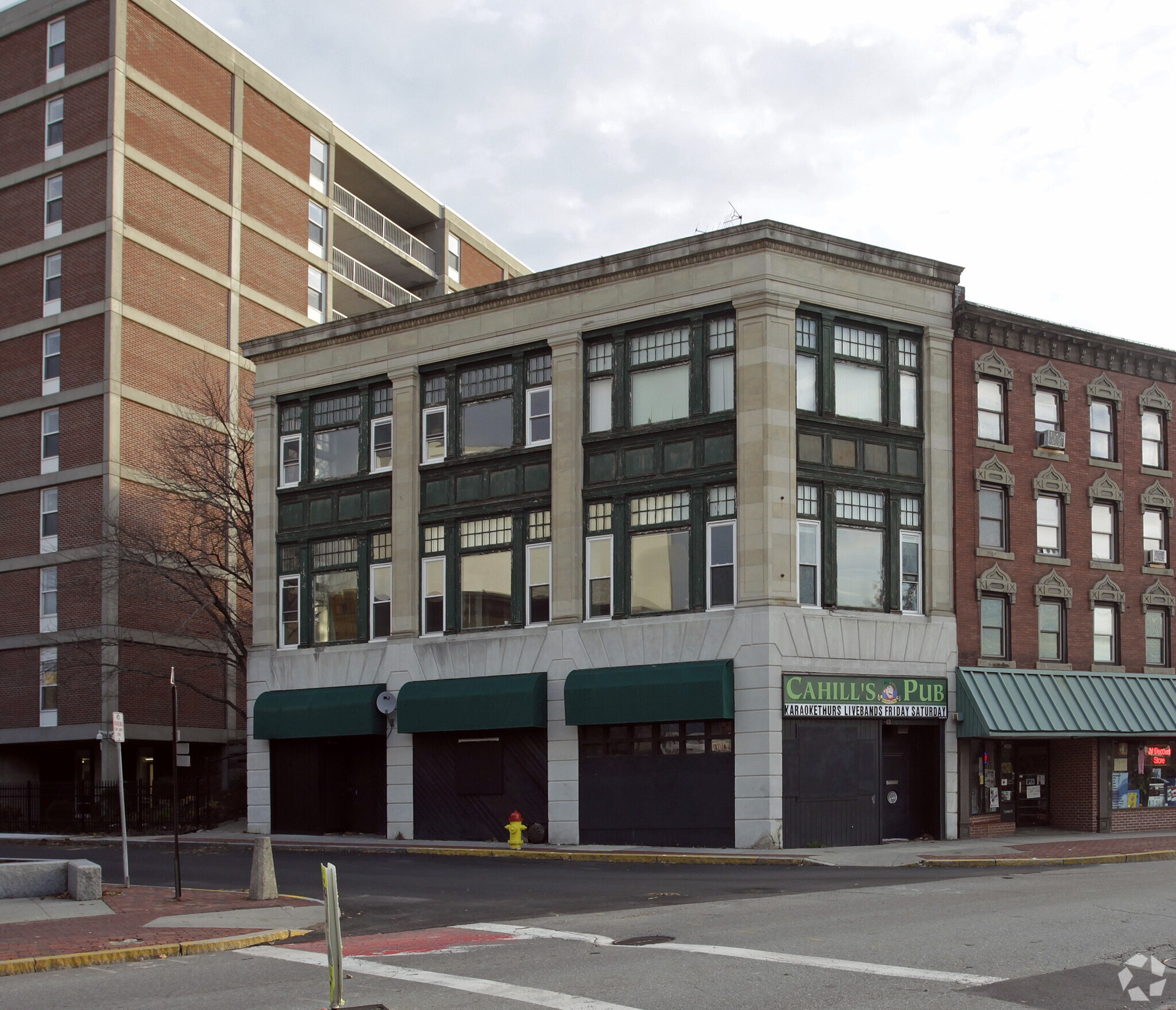 409 Main St, Fitchburg, MA à louer Photo principale– Image 1 sur 12