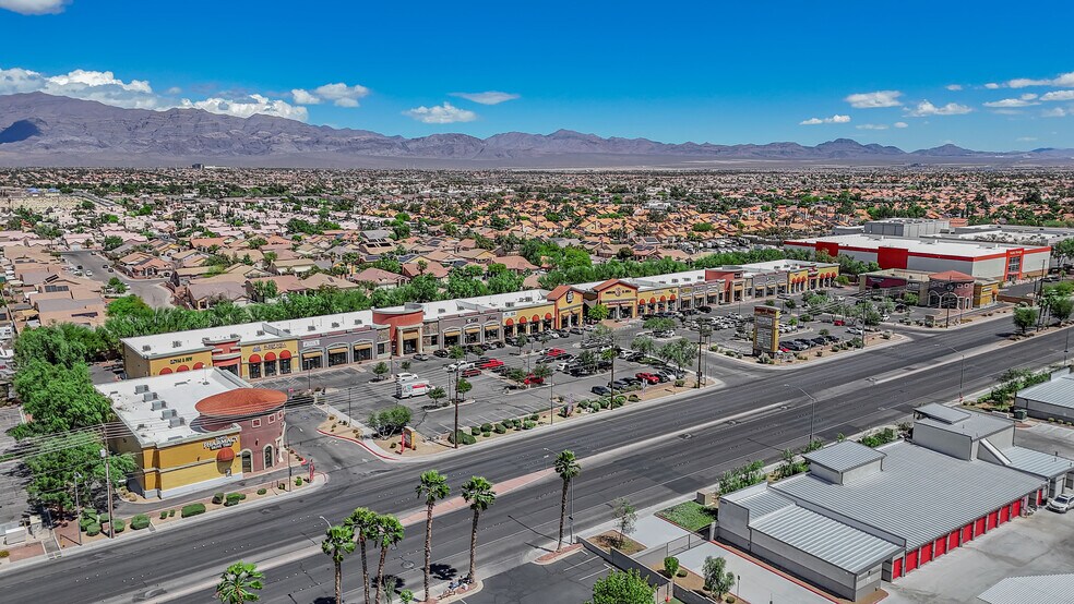 3930 W Craig Rd, North Las Vegas, NV à louer - Photo de l’immeuble – Image 2 sur 12