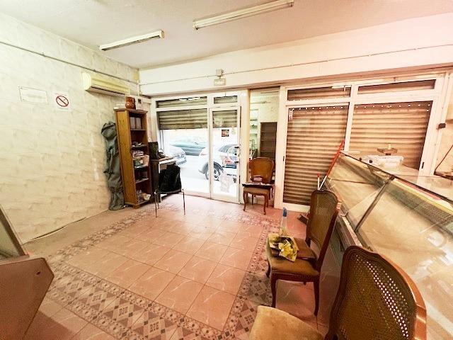 Immeuble residentiel dans Sant Feliu de Llobregat, Barcelona à vendre - Photo intérieure – Image 1 sur 1