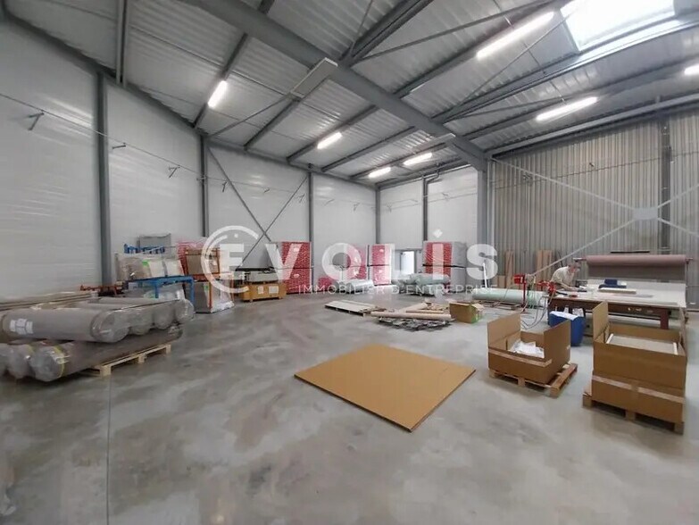 87 Rue Robert Berthelet, Crémieu à louer - Photo intérieure – Image 3 sur 11