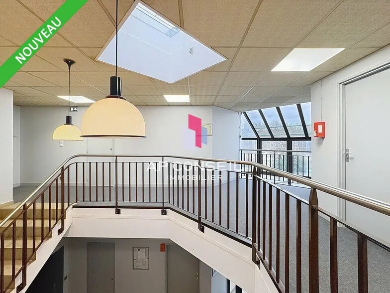 Bureau dans Rambouillet à vendre - Photo intérieure – Image 1 sur 12