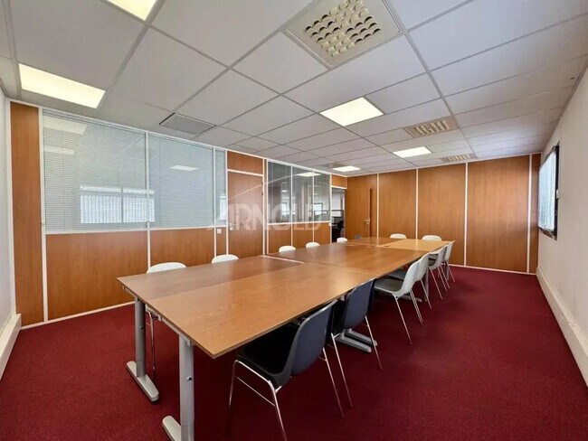 Plus de détails pour Bureau à vendre