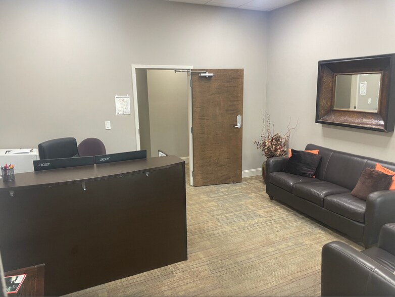 1311 Penn Ave, Wyomissing, PA à louer - Hall d’entrée – Image 3 sur 9