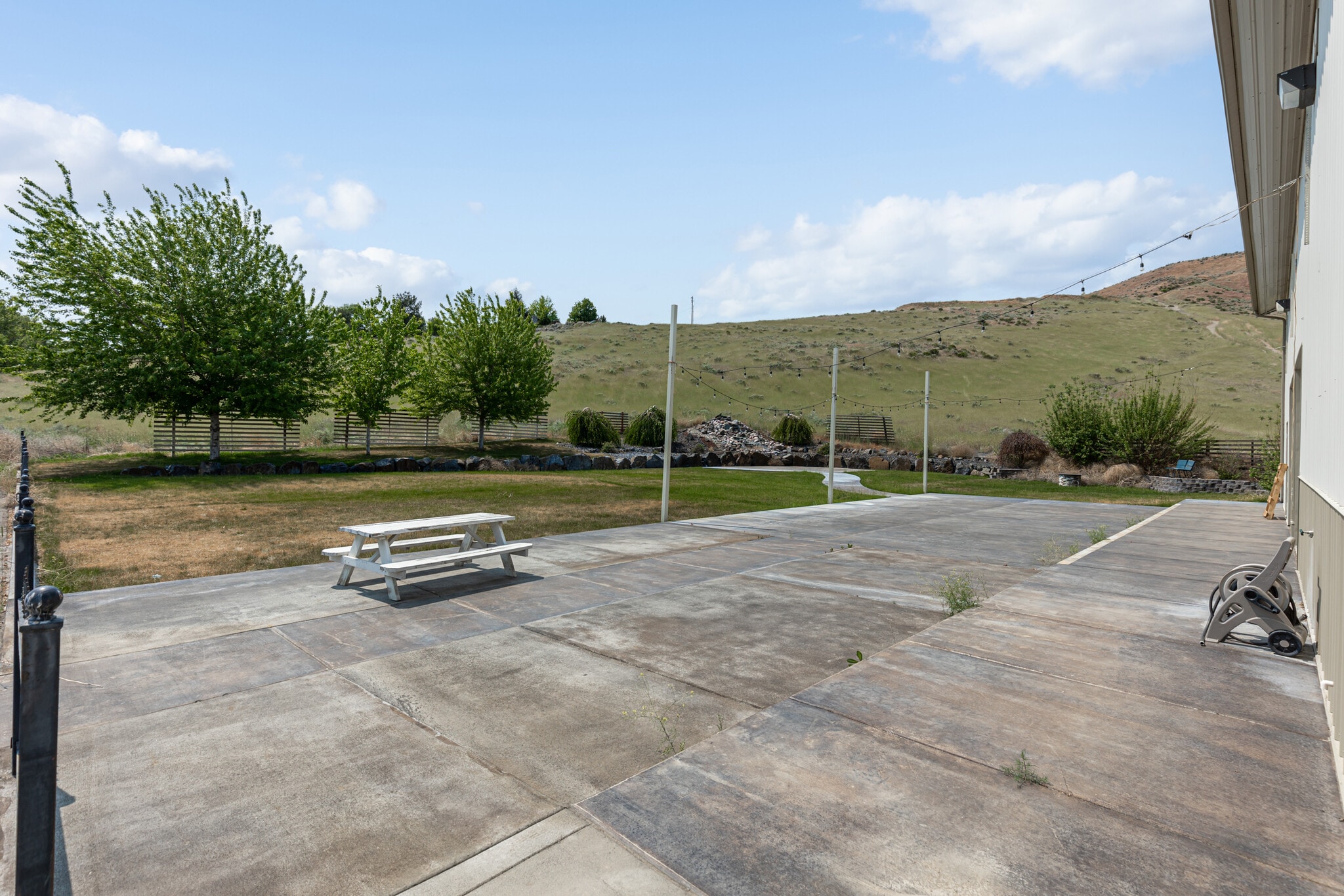 4771 W Van Giesen St, West Richland, WA à vendre Photo de l’immeuble– Image 1 sur 4