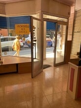 Local commercial dans Móstoles, Madrid à louer Photo intérieure– Image 2 sur 4