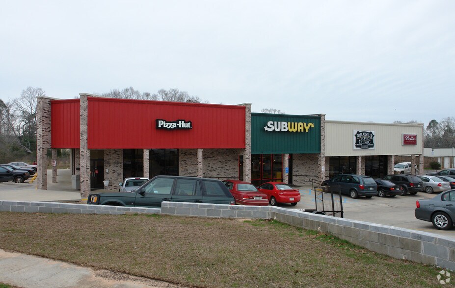 1249 Main St, Poplarville, MS à louer - Photo de l’immeuble – Image 2 sur 2