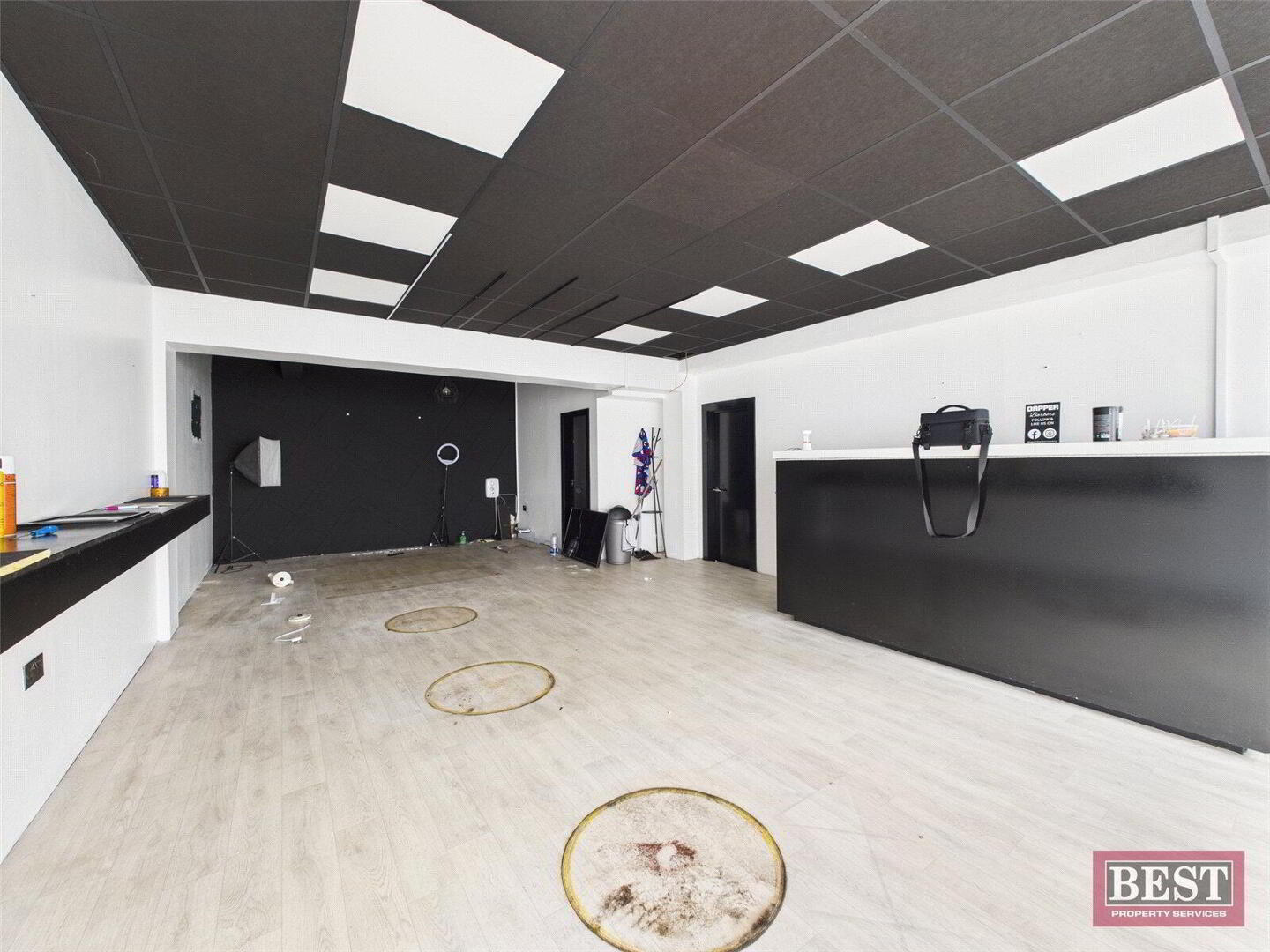 5-5A Marcus St, Newry à louer Photo intérieure– Image 1 sur 3