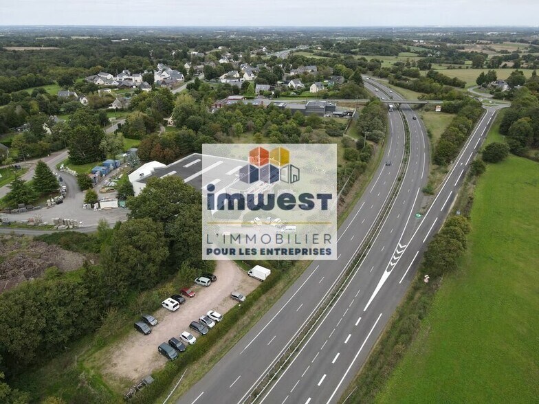 Local d'activités dans Saint-Thurial à vendre - Aérien – Image 2 sur 12