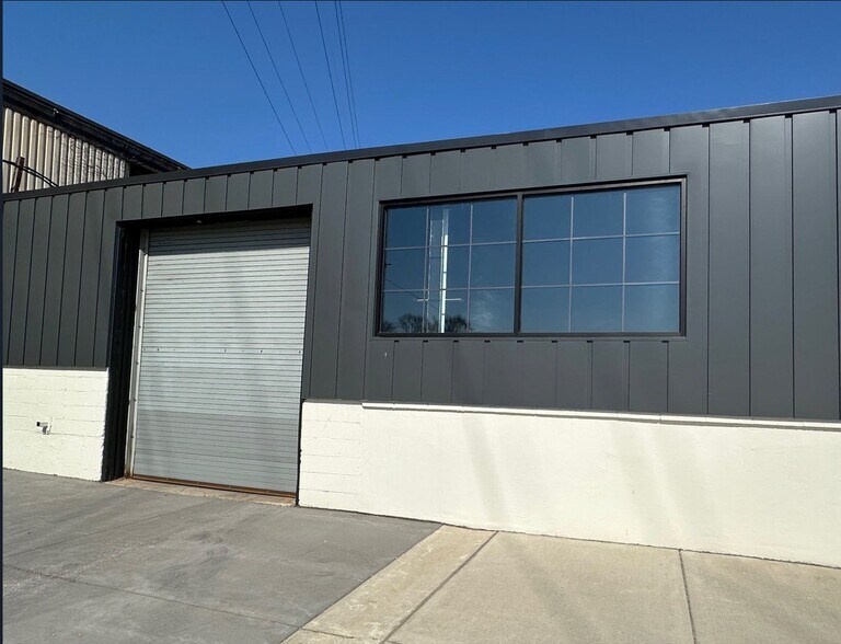 3155 Bermuda St, Ferndale, MI à louer - Photo de l’immeuble – Image 3 sur 4