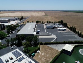 40365 Brickyard Dr, Madera, CA - Vue aérienne  vue de carte - Image1