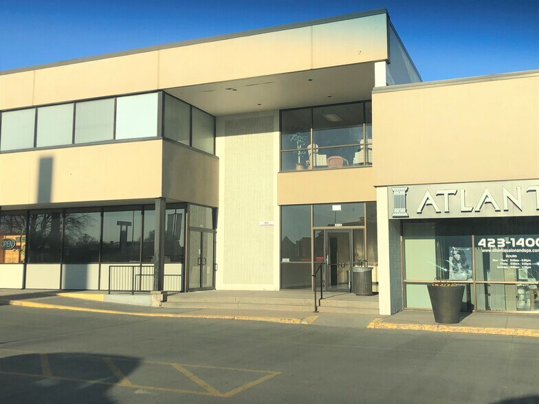 5551-5591 S 48th St, Lincoln, NE à louer - Photo de l’immeuble – Image 2 sur 14