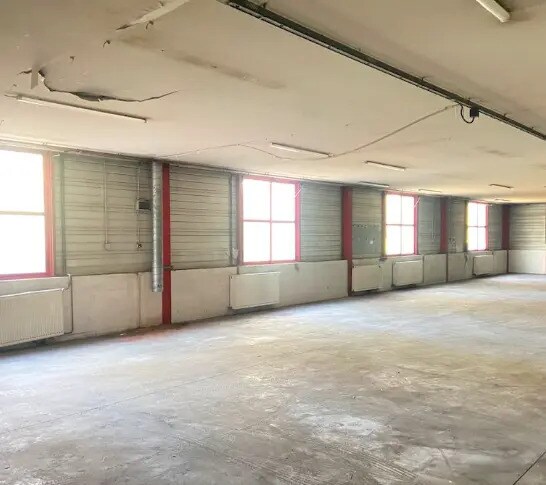 Industriel/Logistique dans Fontaines-sur-Saône à louer - Photo intérieure – Image 2 sur 5