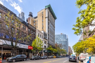 Plus de détails pour 166 W 72nd St, New York, NY - Local commercial à louer
