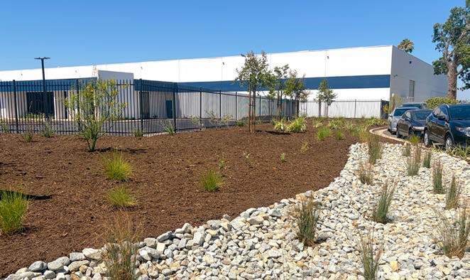 6727 Columbus Ave, Riverside, CA à louer - Photo de l’immeuble – Image 3 sur 3