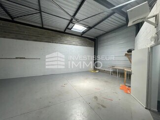 Plus de détails pour Bureau, Local d'activités à louer