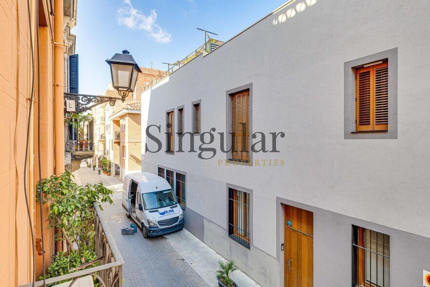 Immeuble residentiel dans Barcelone, Barcelona à vendre - Photo de l’immeuble – Image 3 sur 37