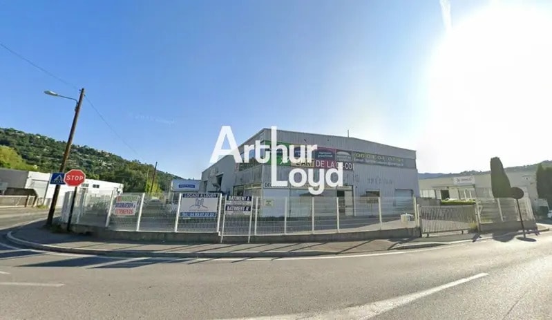 Local d’activités dans Saint-Jeannet à louer - Photo de l’immeuble – Image 1 sur 5