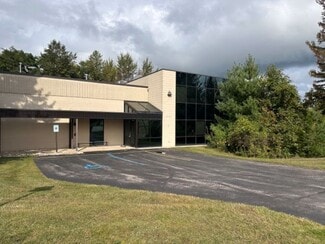 Plus de détails pour 222 Industrial Park Dr, Elk Rapids, MI - Industriel/Logistique à vendre
