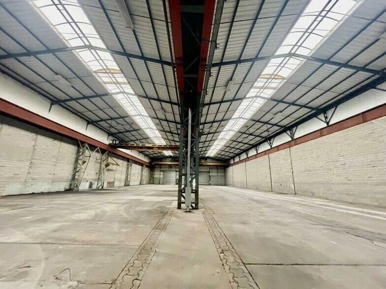 Industriel/Logistique dans Le Grand-Quevilly à louer - Photo de l’immeuble – Image 1 sur 27