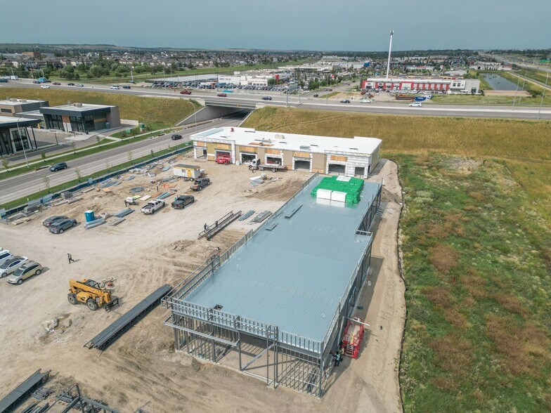 3105 Main St SW, Airdrie, AB à vendre - Photo de l’immeuble – Image 3 sur 6
