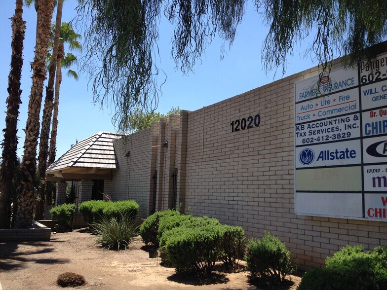 12020 N 35th Ave, Phoenix, AZ à louer - Photo de l’immeuble – Image 3 sur 7