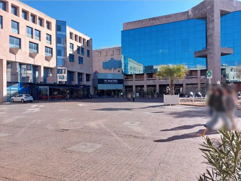 Bureau dans Toulon à louer - Photo de l’immeuble – Image 2 sur 13