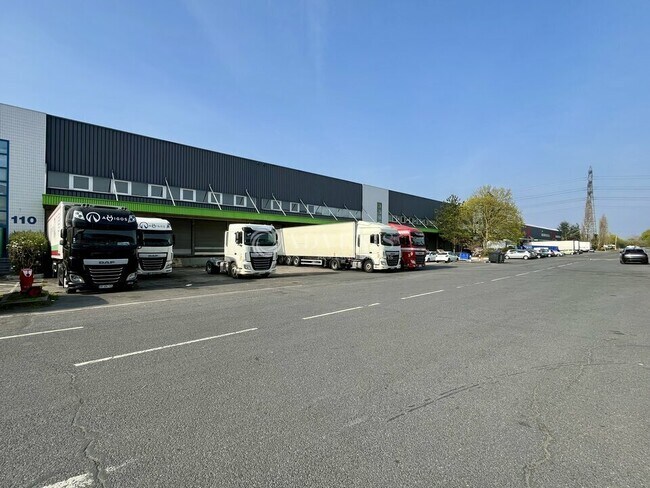 Plus de détails pour Industriel/Logistique à louer