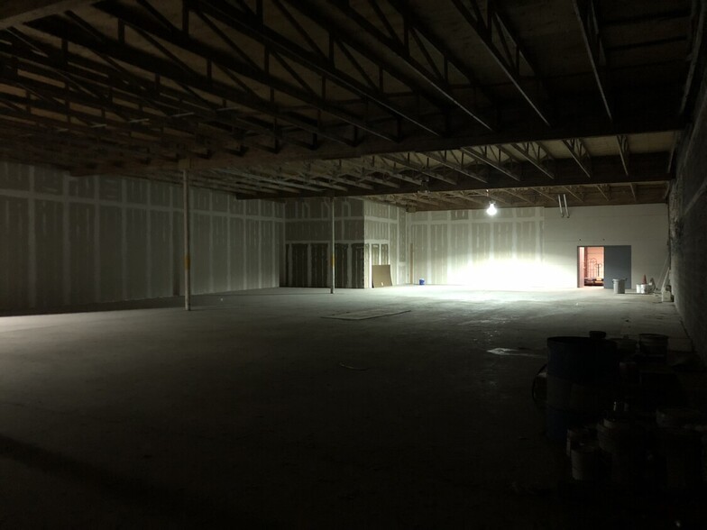 1011 W Avenue D, Lovington, NM à louer - Photo intérieure – Image 3 sur 22