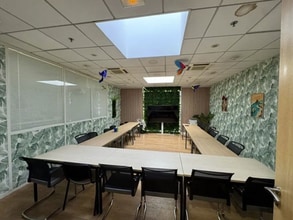 Bureau dans Bonneuil-sur-Marne à louer Photo intérieure– Image 1 sur 2