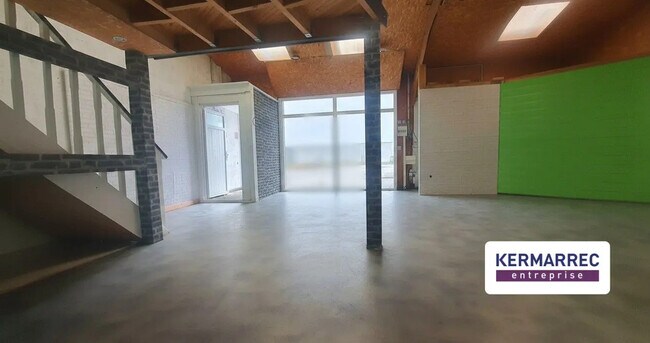 Plus de détails pour Local d'activités à louer