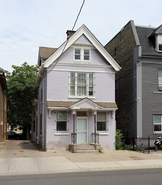 Plus de détails pour 532 Dundas St, London, ON - Local commercial à vendre