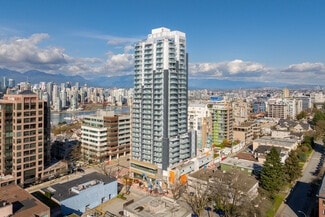 Plus de détails pour 2538 Birch St, Vancouver, BC - Logement à vendre