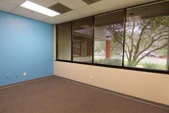 1209 Tech Blvd, Tampa, FL à louer Photo intérieure– Image 1 sur 6