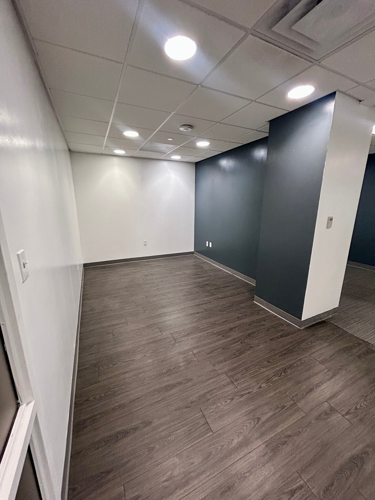 303 N Oregon St, El Paso, TX à louer Photo intérieure– Image 1 sur 4