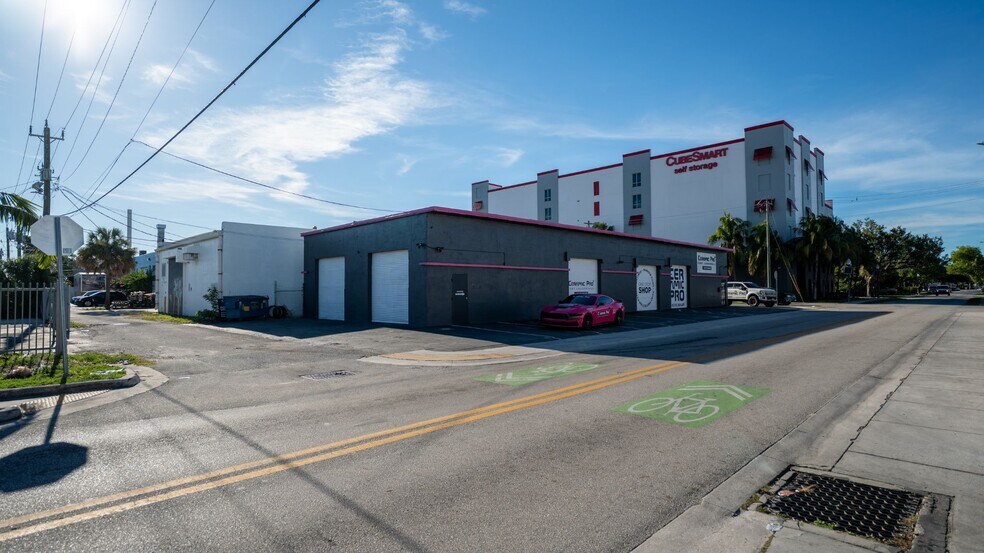 15-21 NW 9th Ave, Fort Lauderdale, FL à vendre - Photo de l’immeuble – Image 3 sur 26